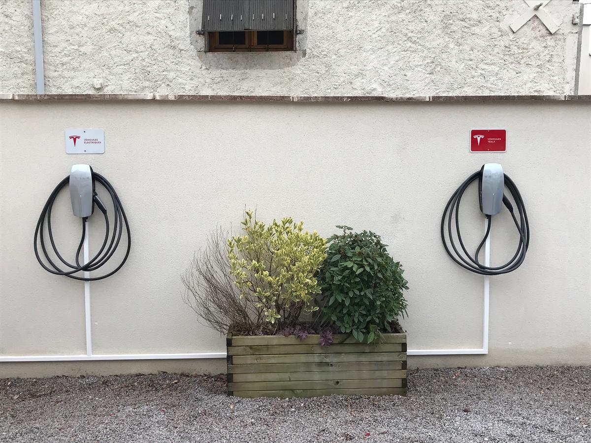 Logis L'Hotel D'Arc Arc-sur-Tille Zewnętrze zdjęcie