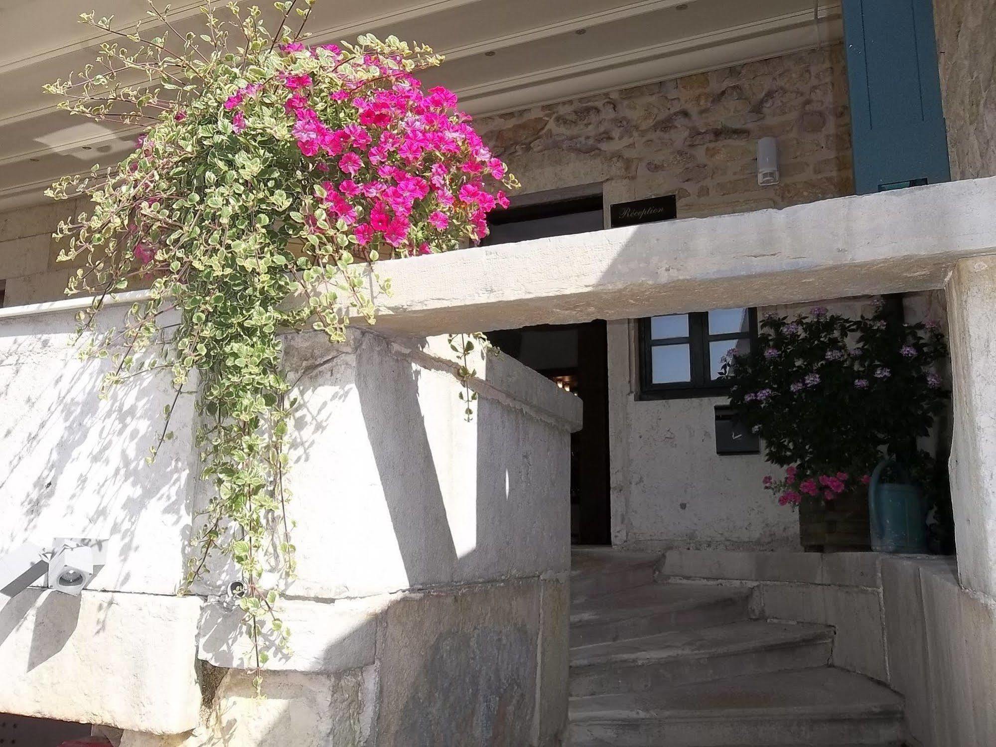 Logis L'Hotel D'Arc Arc-sur-Tille Zewnętrze zdjęcie