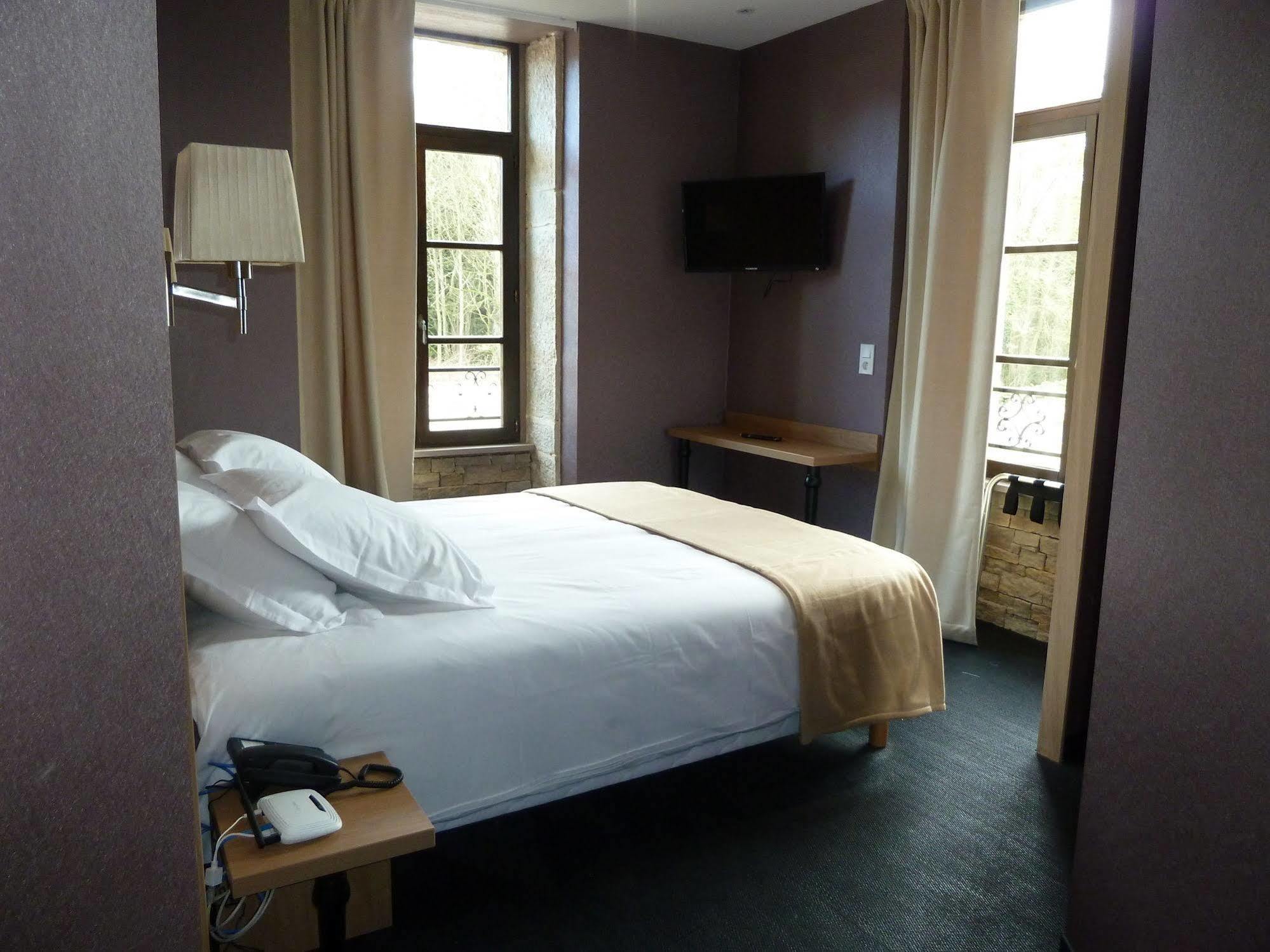Logis L'Hotel D'Arc Arc-sur-Tille Zewnętrze zdjęcie
