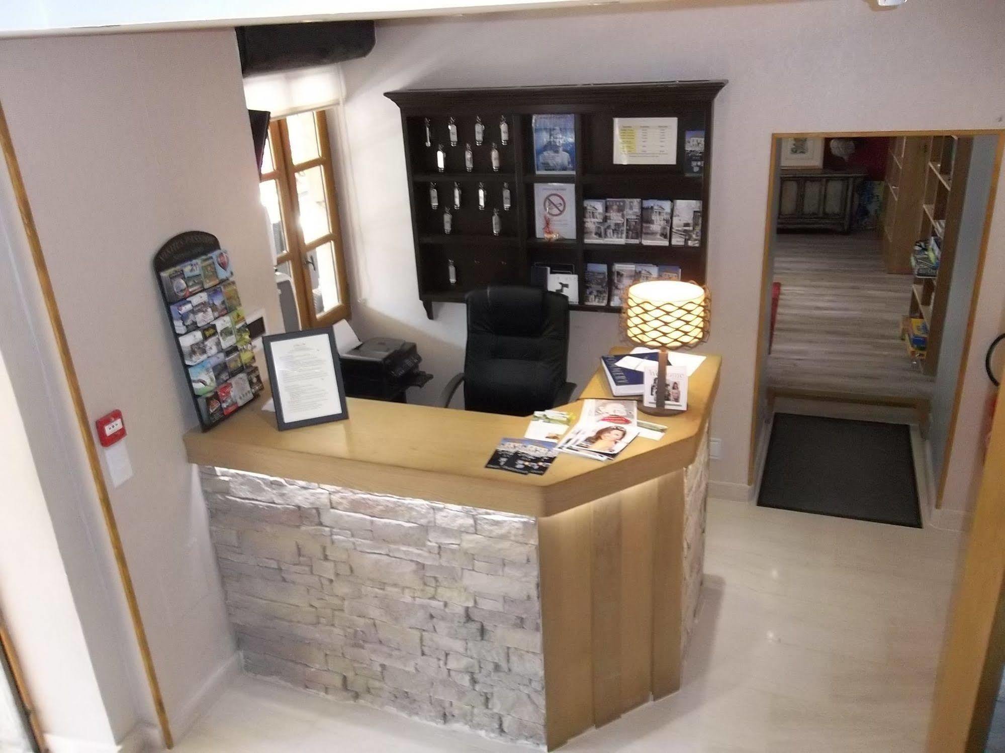 Logis L'Hotel D'Arc Arc-sur-Tille Zewnętrze zdjęcie