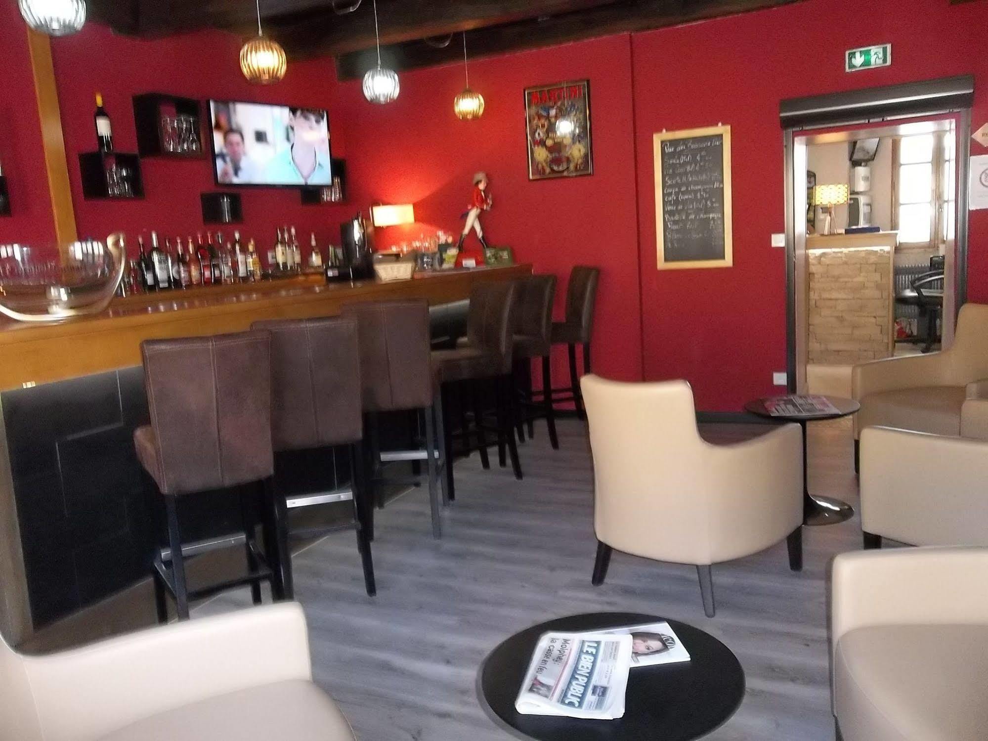 Logis L'Hotel D'Arc Arc-sur-Tille Zewnętrze zdjęcie