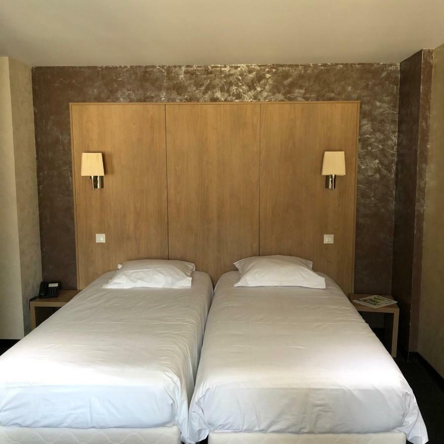 Logis L'Hotel D'Arc Arc-sur-Tille Zewnętrze zdjęcie