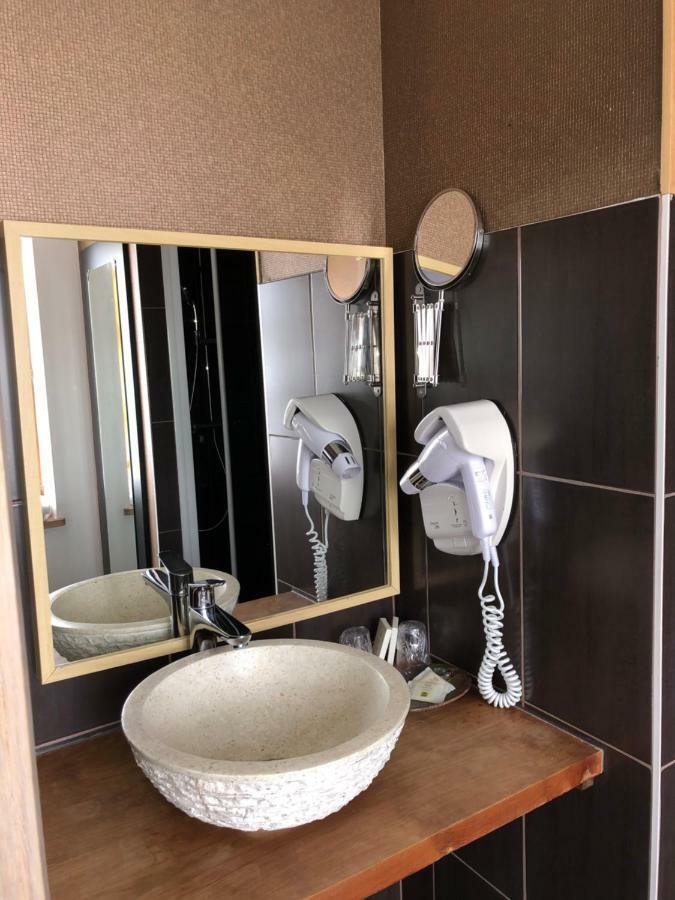 Logis L'Hotel D'Arc Arc-sur-Tille Zewnętrze zdjęcie